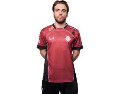 Alem4o headshot