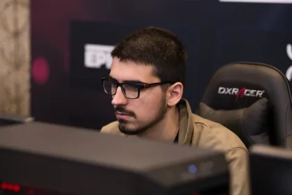 Saksa headshot